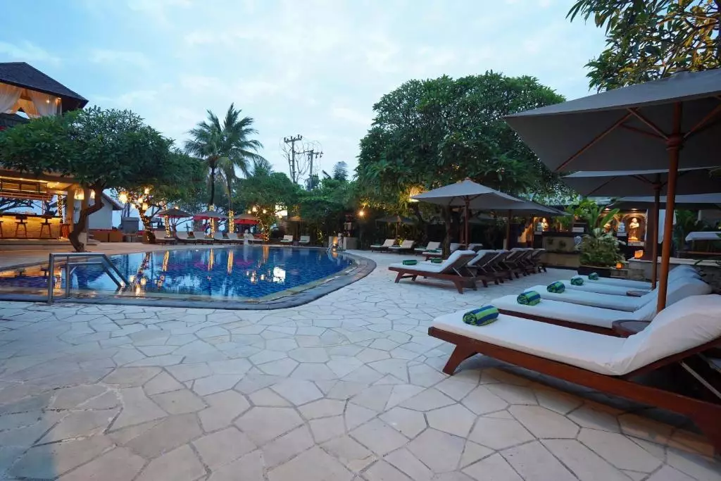 Kuta Seaview Beach Resort